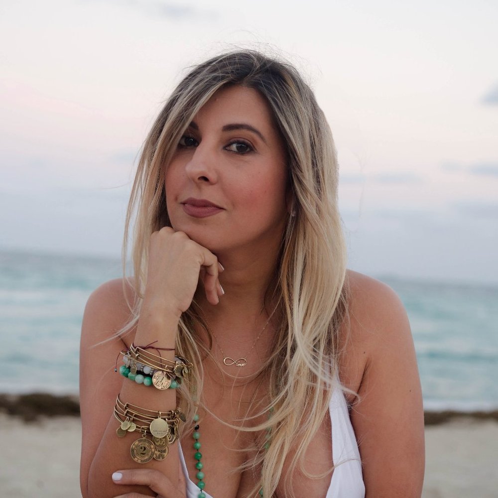 Meet your Posher, Sandy